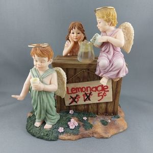 2001 Demdaco Prayers & Promises "When Life Gives You Lemons" figurine